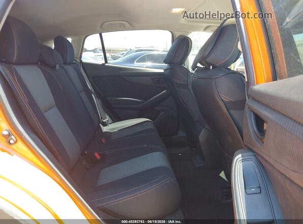 JF2GTADCXJH272480 2018 SUBARU CROSSTREK Orange 