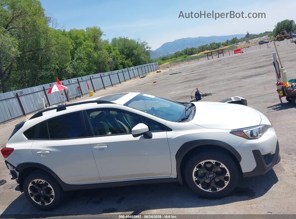 JF2GTAEC1NH269438 2022 SUBARU CROSSTREK White Vista interior de 360 grados