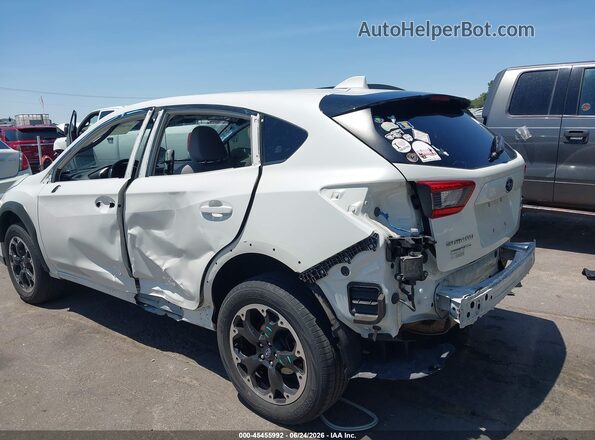 JF2GTAEC1NH269438 2022 SUBARU CROSSTREK White Vista frontal