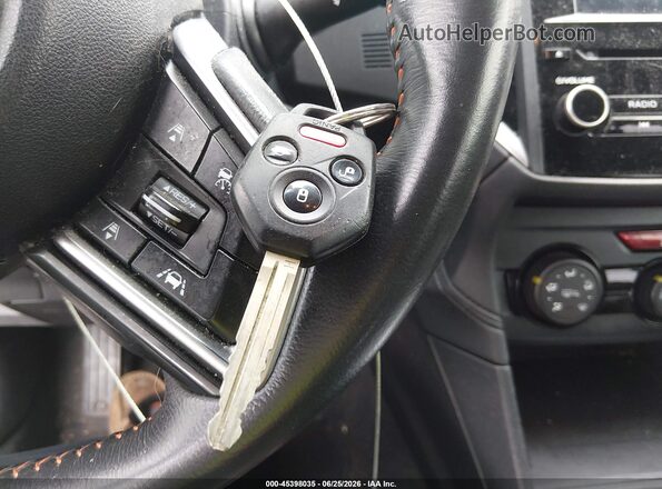 JF2GTAEC2KH203301 2019 SUBARU CROSSTREK Черный Вид панели приборов