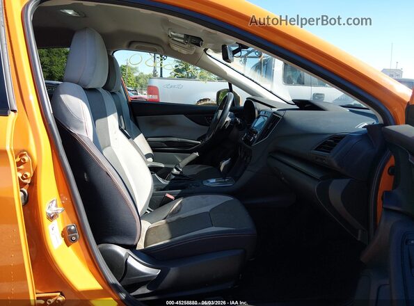 JF2GTAEC4K8206054 2019 SUBARU CROSSTREK Orange Սալոնի դիմացի տեսք