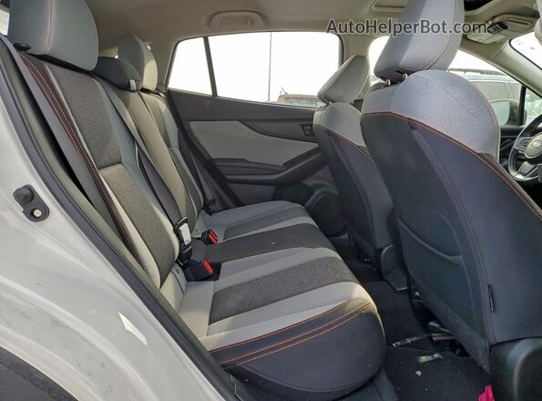 JF2GTAEC6P8325599 2023 SUBARU CROSSTREK White Вид задньої частини салону