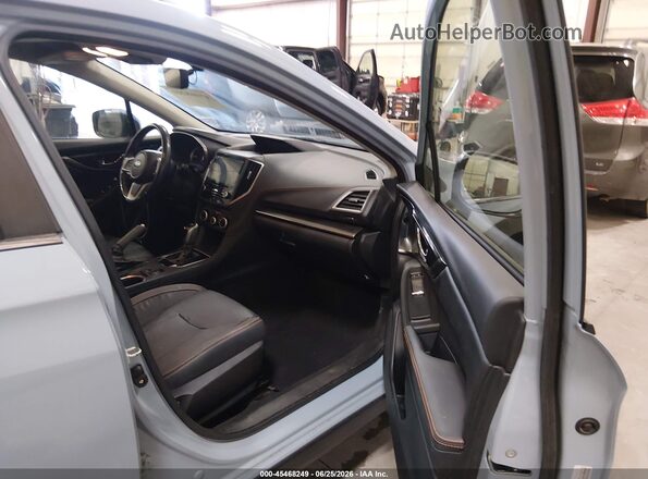 JF2GTAJC0JH280978 2018 SUBARU CROSSTREK Blue Vista interior delantera