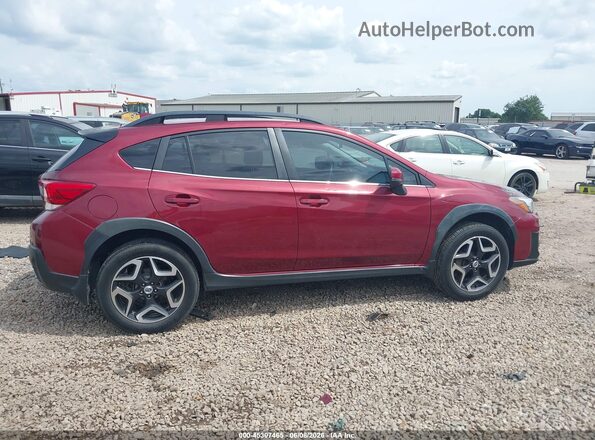 JF2GTAJC1J8329055 2018 SUBARU CROSSTREK Burgundy Rear interior view