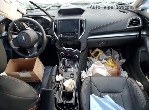 JF2GTAJC7JH270867 2018 SUBARU CROSSTREK Black Вид панелі приладів