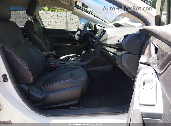 JF2GTAJC9JH233108 2018 SUBARU CROSSTREK White წინა სალონის ხედი