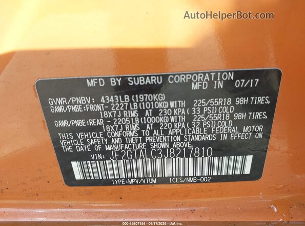 JF2GTALC3J8217810 2018 SUBARU CROSSTREK Orange Vista del compartimento del motor