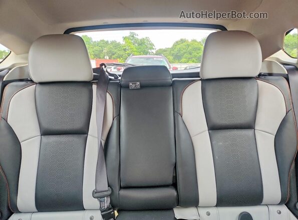 JF2GTALC7J8263169 2018 SUBARU CROSSTREK Orange Հետևի նստատեղերի տեսք