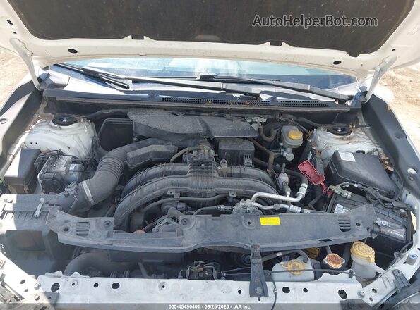 JF2GTAMC1J8280385 2018 SUBARU CROSSTREK White უკანა ხედი