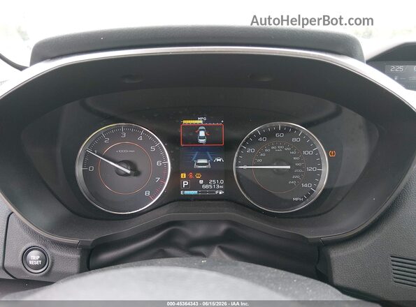 JF2GTAMC1JH244020 2018 SUBARU CROSSTREK White უკანა სავარძლების ხედი