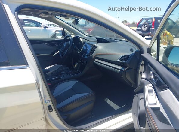 JF2GTANC4K8393070 2019 SUBARU CROSSTREK White Widok wnętrza z przodu