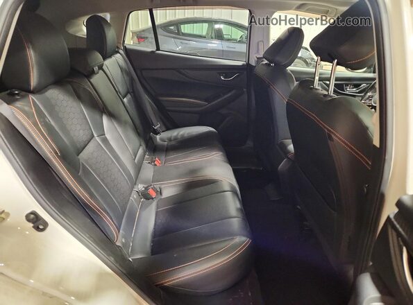 JF2GTANC7KH361083 2019 SUBARU CROSSTREK Белый Вид задней части салона