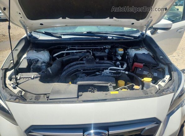 JF2GTAPC0L8261518 2020 SUBARU CROSSTREK White Вид підкапотного простору