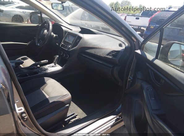 JF2GTAPC0N8227789 2022 SUBARU CROSSTREK Gray Front interior view