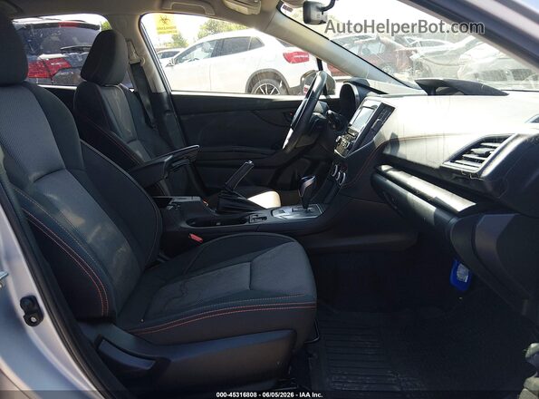 JF2GTAPC3M8244178 2021 SUBARU CROSSTREK Silver Widok wnętrza z przodu
