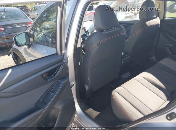 JF2GTAPC4N8251674 2022 SUBARU CROSSTREK Silver Widok naklejki z numerem VIN