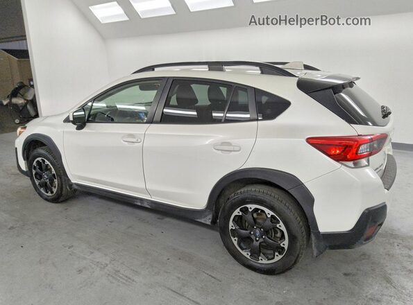 JF2GTAPC5MH652777 2021 SUBARU CROSSTREK White 