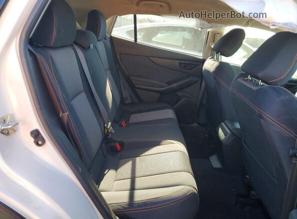 JF2GTAPC8L8202961 2020 SUBARU CROSSTREK Silver Вид задньої частини салону