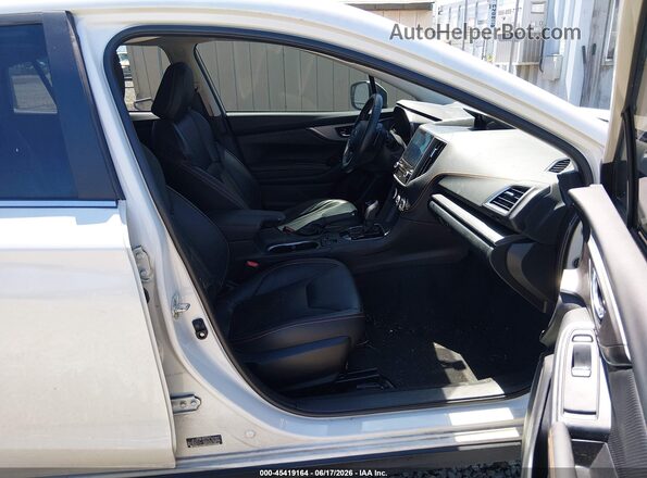 JF2GTHMC1N8272964 2022 SUBARU CROSSTREK Белый Вид салона спереди