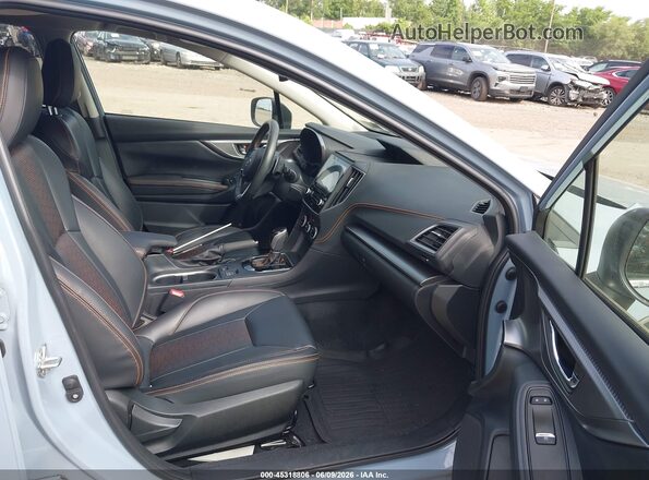 JF2GTHMC3P8252444 2023 SUBARU CROSSTREK Light Blue Вид салону спереду