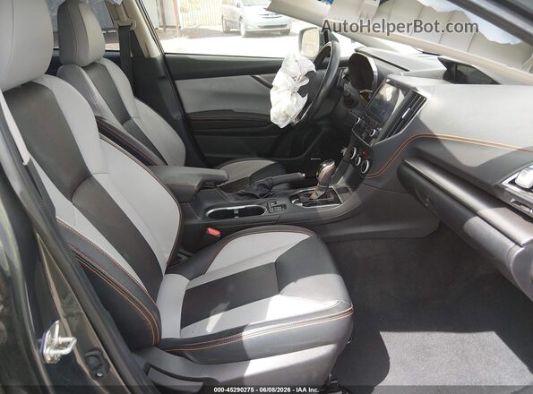 JF2GTHNC0N8212544 2022 SUBARU CROSSTREK Серебряный Вид салона спереди