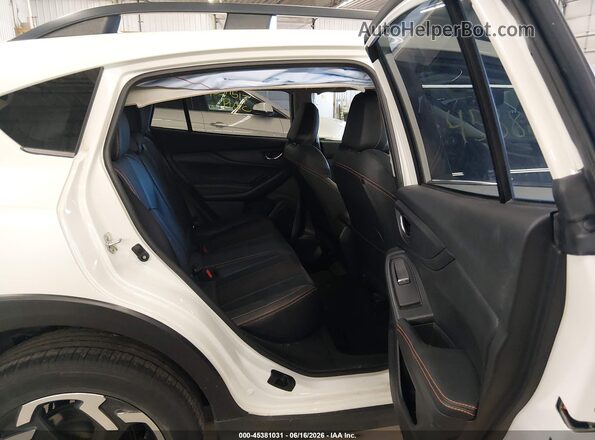 JF2GTHNC8PH226002 2023 SUBARU CROSSTREK White VIN կոդի պիտակի տեսք