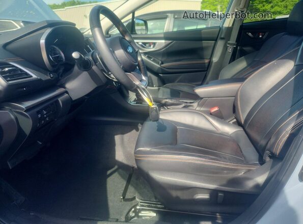 JF2GTHNCXP8212358 2023 SUBARU CROSSTREK Turquoise Front interior view