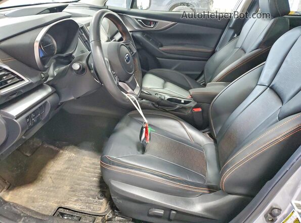 JF2GTHNCXPH289425 2023 SUBARU CROSSTREK Silver Front interior view