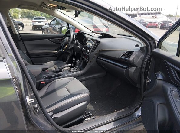 JF2GTHRC5NH254427 2022 SUBARU CROSSTREK Gray Front interior view