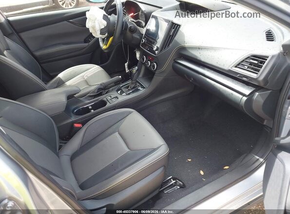 JF2GTHSC1MH205976 2021 SUBARU CROSSTREK Silver Вид салону спереду