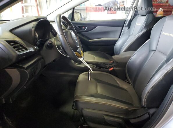 JF2GTHSC3NH232372 2022 SUBARU CROSSTREK Silver Widok wnętrza z przodu