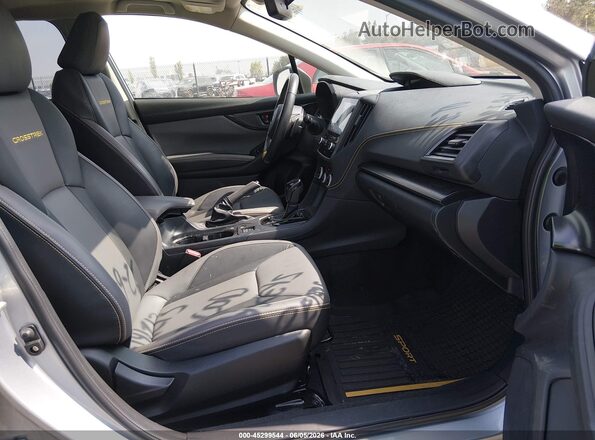 JF2GTHSCXPH236339 2023 SUBARU CROSSTREK Silver Vista interior delantera
