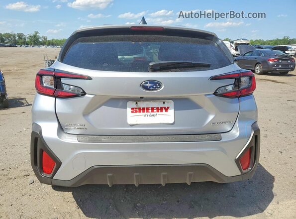 JF2GUABC2R8397260 2024 SUBARU CROSSTREK Silver 