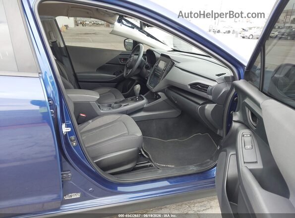 JF2GUABC9R8870054 2024 SUBARU CROSSTREK Blue Widok wnętrza z przodu