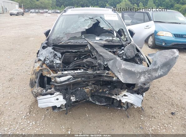 JF2GUADC1R8878257 2024 SUBARU CROSSTREK Серебряный Вид спереди