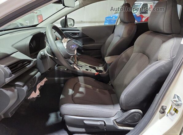 JF2GUADC3R8349005 2024 SUBARU CROSSTREK White Вид салону спереду
