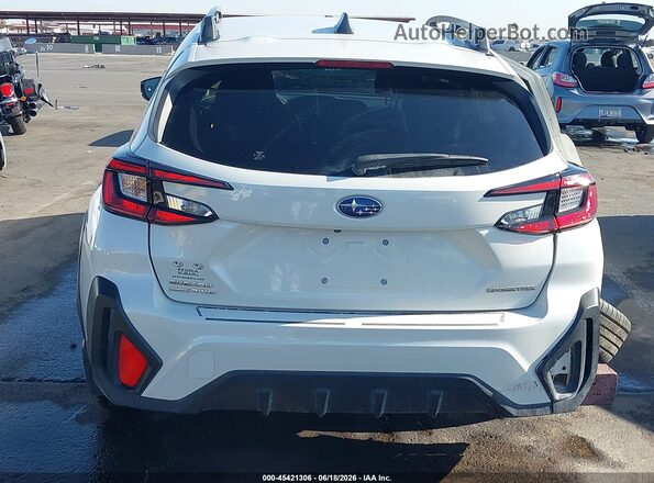 JF2GUADC5R8230453 2024 SUBARU CROSSTREK White 