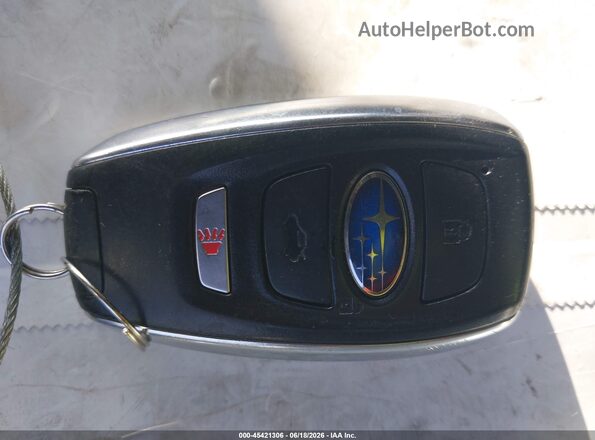 JF2GUADC5R8230453 2024 SUBARU CROSSTREK White Առջևի վահանակի տեսք
