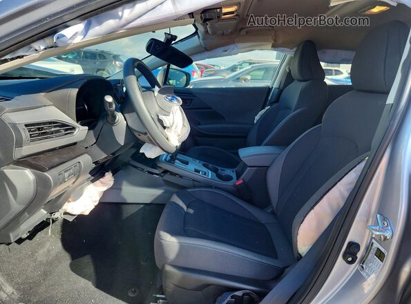 JF2GUHDC6S8344850 2025 SUBARU CROSSTREK Silver Widok wnętrza z przodu