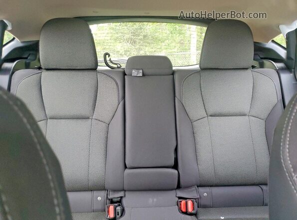 JF2GUHDC7T8218725 2026 SUBARU CROSSTREK Gray Vista de los asientos traseros
