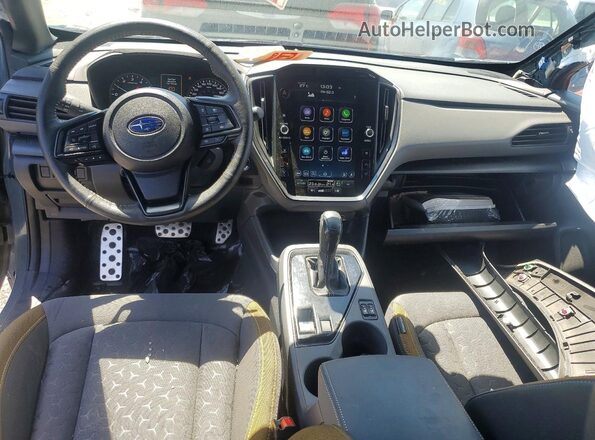 JF2GUHFC4RH265104 2024 SUBARU CROSSTREK Gray Առջևի վահանակի տեսք