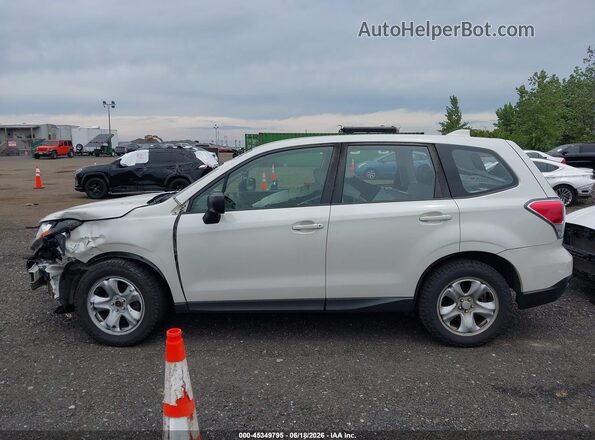 JF2SJAAC4JH542128 2018 SUBARU FORESTER White სალონის 360-გრადუსიანი ხედი