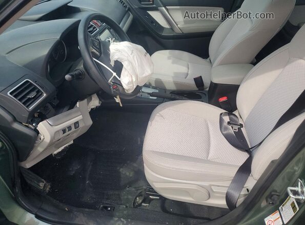 JF2SJAAC7GH483309 2016 SUBARU FORESTER Green Front interior view