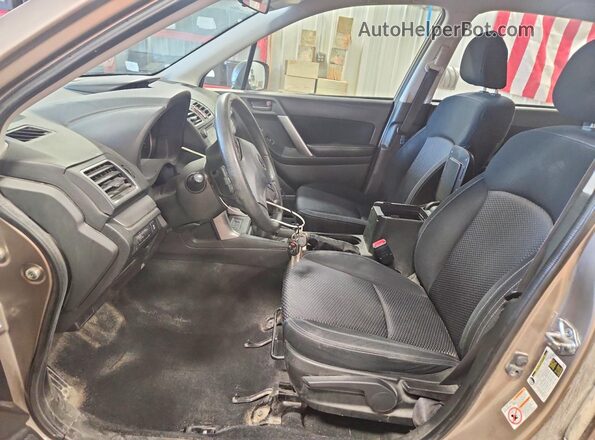 JF2SJAAC8GG504366 2016 SUBARU FORESTER Beige Vista interior delantera