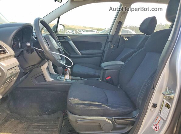 JF2SJABC0GH558768 2016 SUBARU FORESTER Серебряный Вид салона спереди