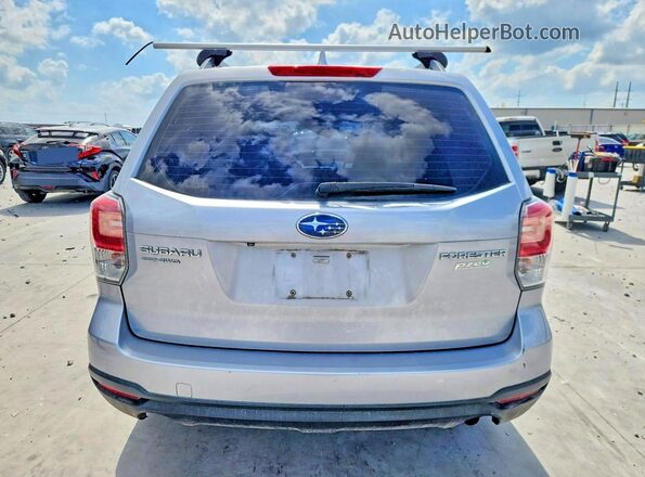 JF2SJABC1HH810318 2017 SUBARU FORESTER Серебряный Вид сзади