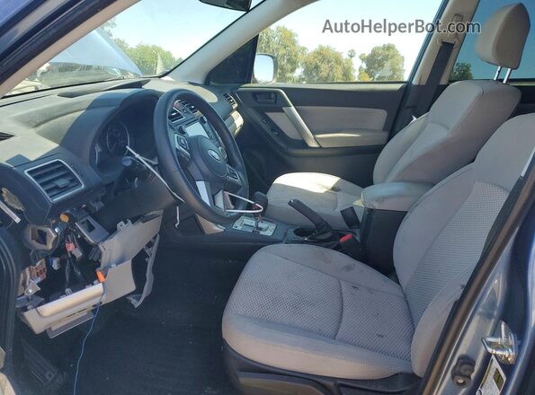 JF2SJABC2JH463703 2018 SUBARU FORESTER Blue Вид салону спереду