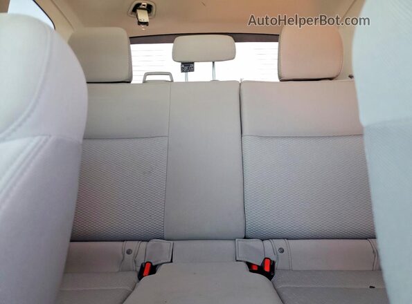 JF2SJABC4GH507354 2016 SUBARU FORESTER White Вид задніх сидінь