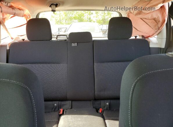 JF2SJABC4JH451620 2018 SUBARU FORESTER Silver Вид задніх сидінь