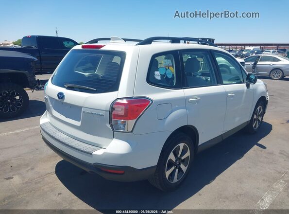 JF2SJABC7JH604068 2018 SUBARU FORESTER White Հետևի աջ